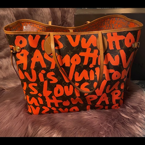EUC❤️Louis Vuitton Orange Graffiti NF Gm - Picture 16 of 16